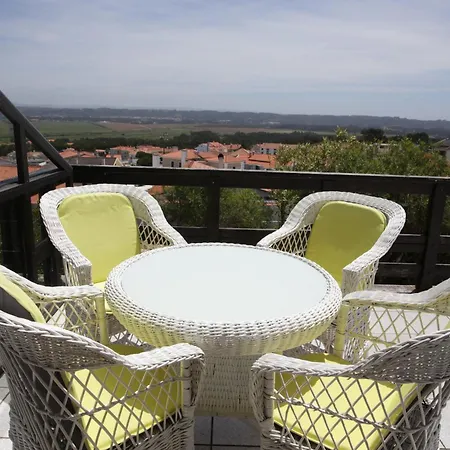 Sitio Do Louro * Сан-Мартинью-ду-Порту