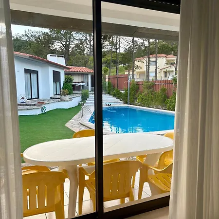 Sitio Do Louro * Сан-Мартинью-ду-Порту