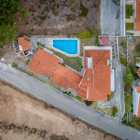 Sitio Do Louro Сан-Мартинью-ду-Порту