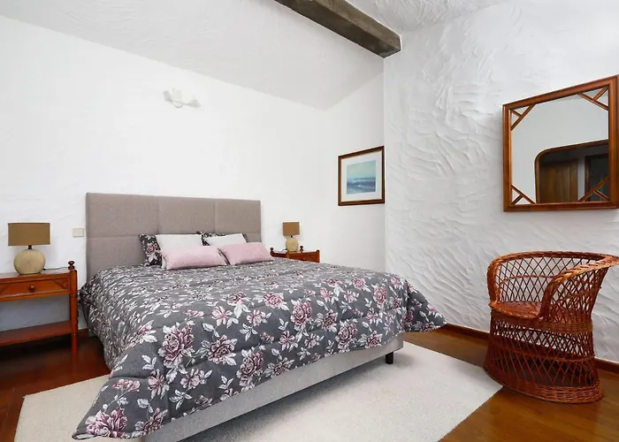 فيلة Sitio Do Louro