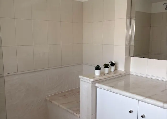 Sitio Do Louro ساو مارتينهو دو بورتو